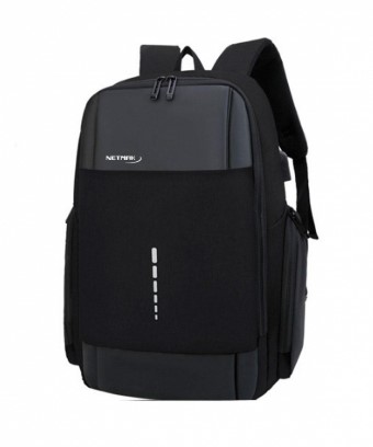 Netmak Nm-Mch14 Mochila Reforzada Impermeable Notebook 15.6" Capacidad 20Lt